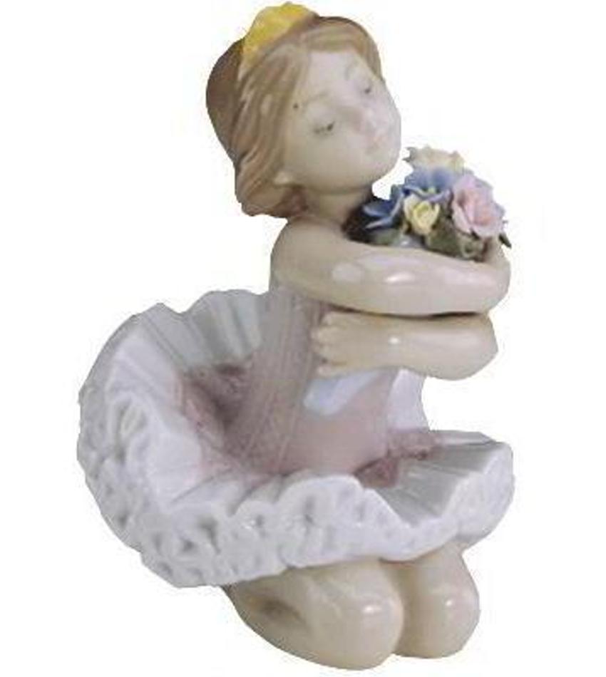 Porcelain Gifts, Figurines & Collectibles